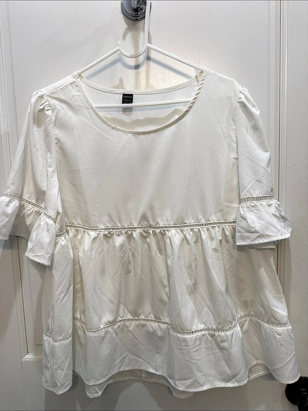 Dreimp White Ruffle Sleeve blouse Size Large